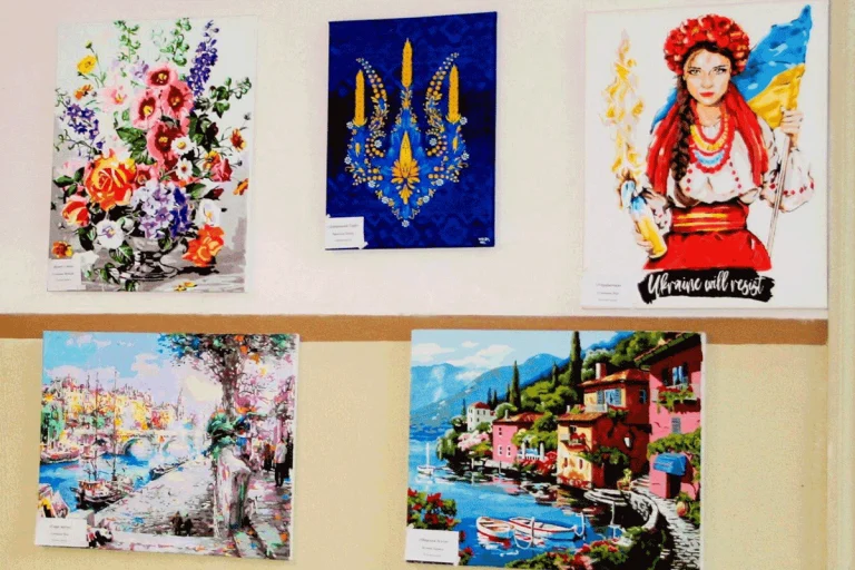 Відкриття виставки творчості з нагоди річниці створення Пенсійного фонду